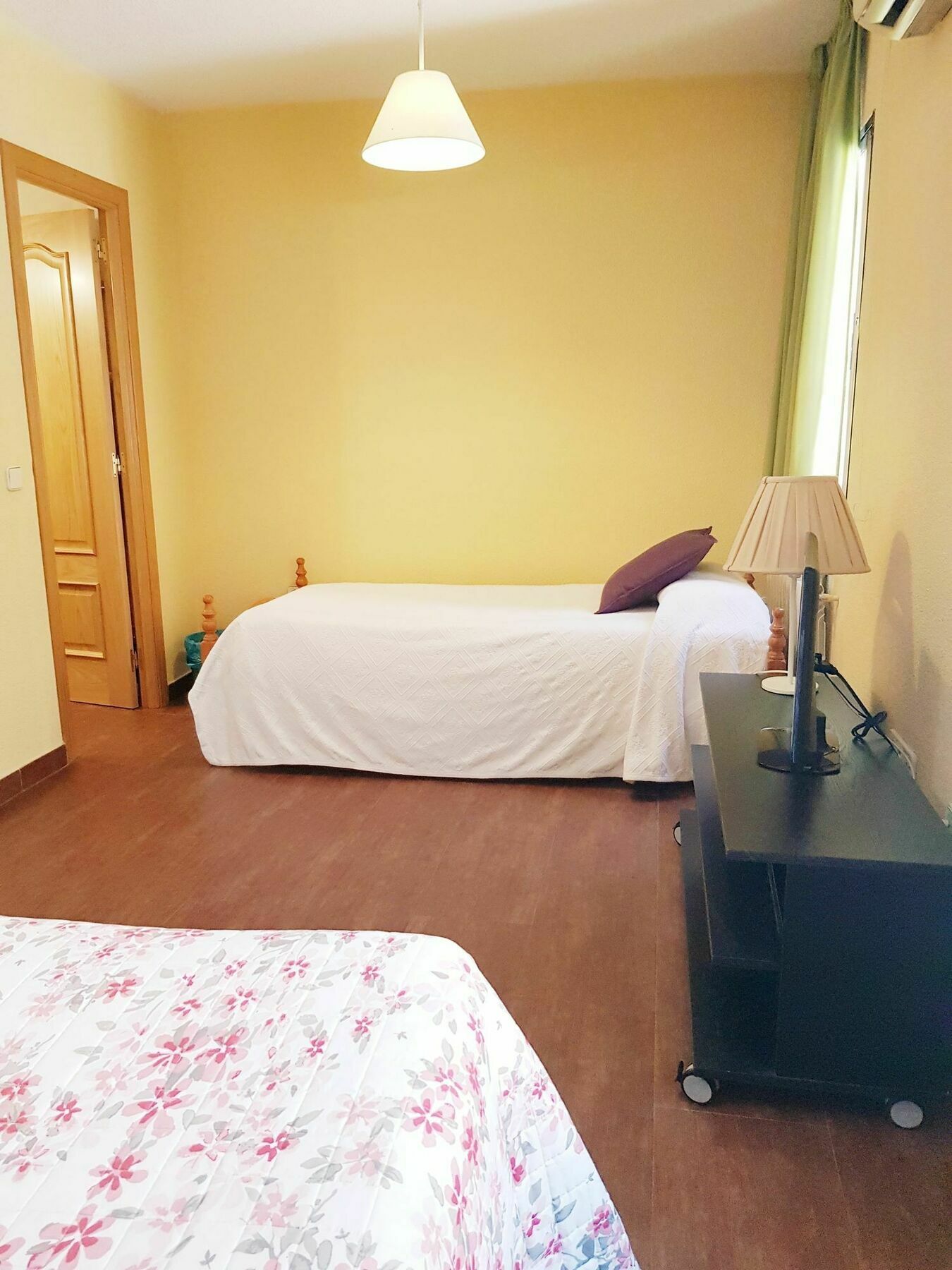 Hostal Puerta Bonita Vista Alegre Мадрид Экстерьер фото